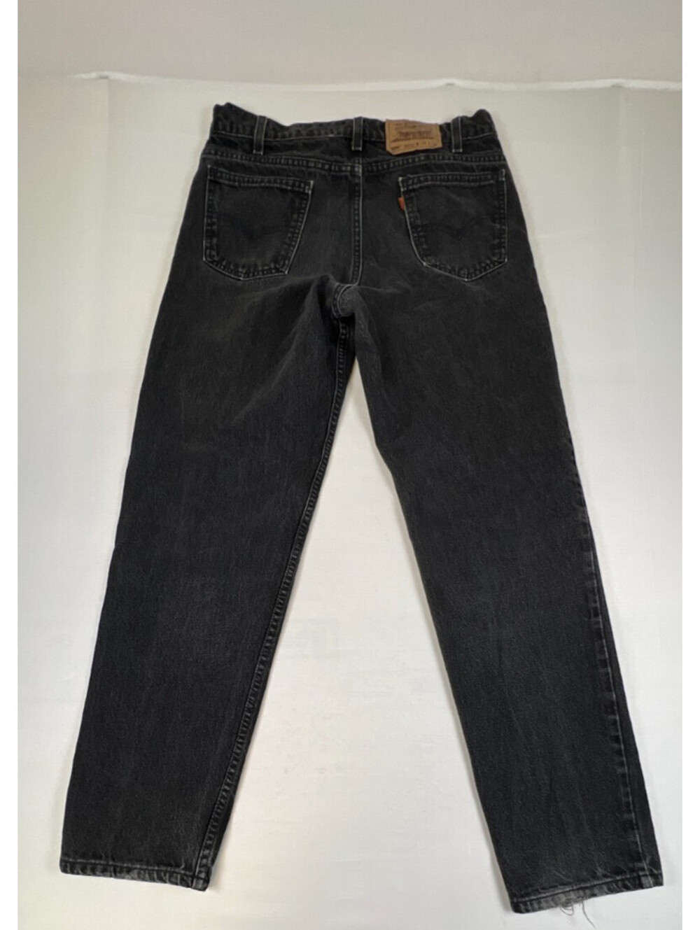 Vintage 94'  Levis 550 Jeans Men 34x32 Relaxed Fit Tapered Leg Black Made in USA - Picture 2 of 9